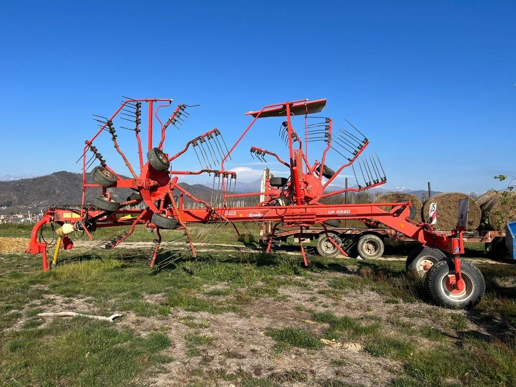 Kuhn 6520 - 翻草机/ 搂草机:图1 Kuhn 6520 - 翻草机/ 搂草机:图1