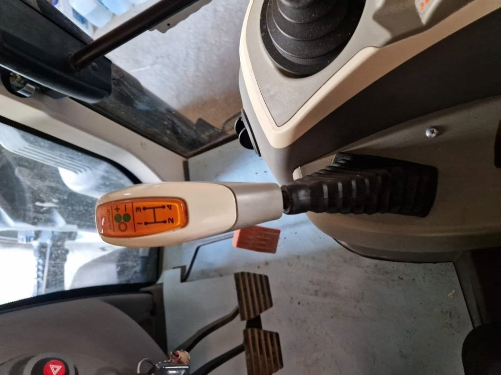 Landini 6-130 C STD - 拖拉机:图4 Landini 6-130 C STD - 拖拉机:图4