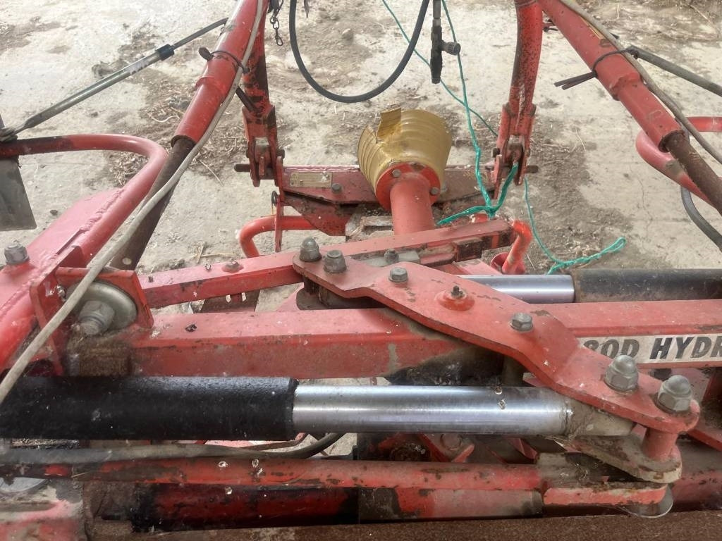 Lely TH 680 - 翻草机/ 搂草机:图3 Lely TH 680 - 翻草机/ 搂草机:图3