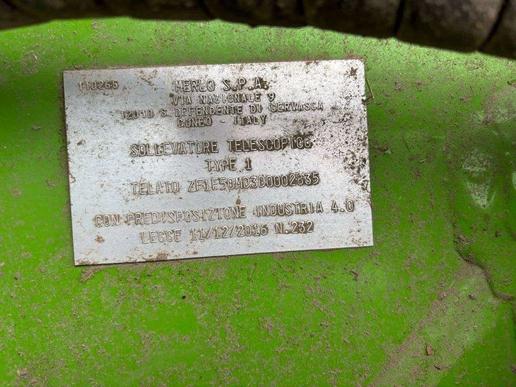 Merlo 38.10 - 伸缩臂叉装车:图2 Merlo 38.10 - 伸缩臂叉装车:图2