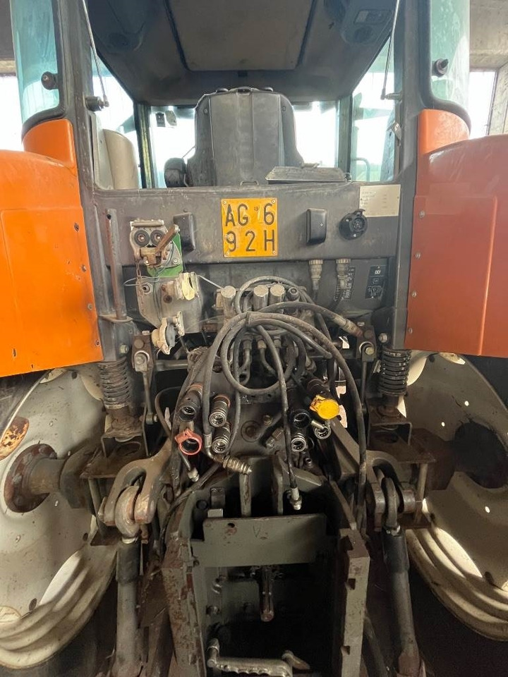 Renault Ares 640 RZ - 拖拉机:图4 Renault Ares 640 RZ - 拖拉机:图4