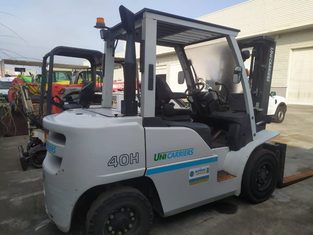 UniCarriers D1F4A40Q - 柴油叉车:图2 UniCarriers D1F4A40Q - 柴油叉车:图2