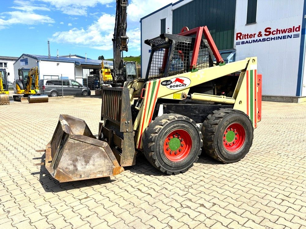 Bobcat 970 - 轮式装载机:图1 Bobcat 970 - 轮式装载机:图1