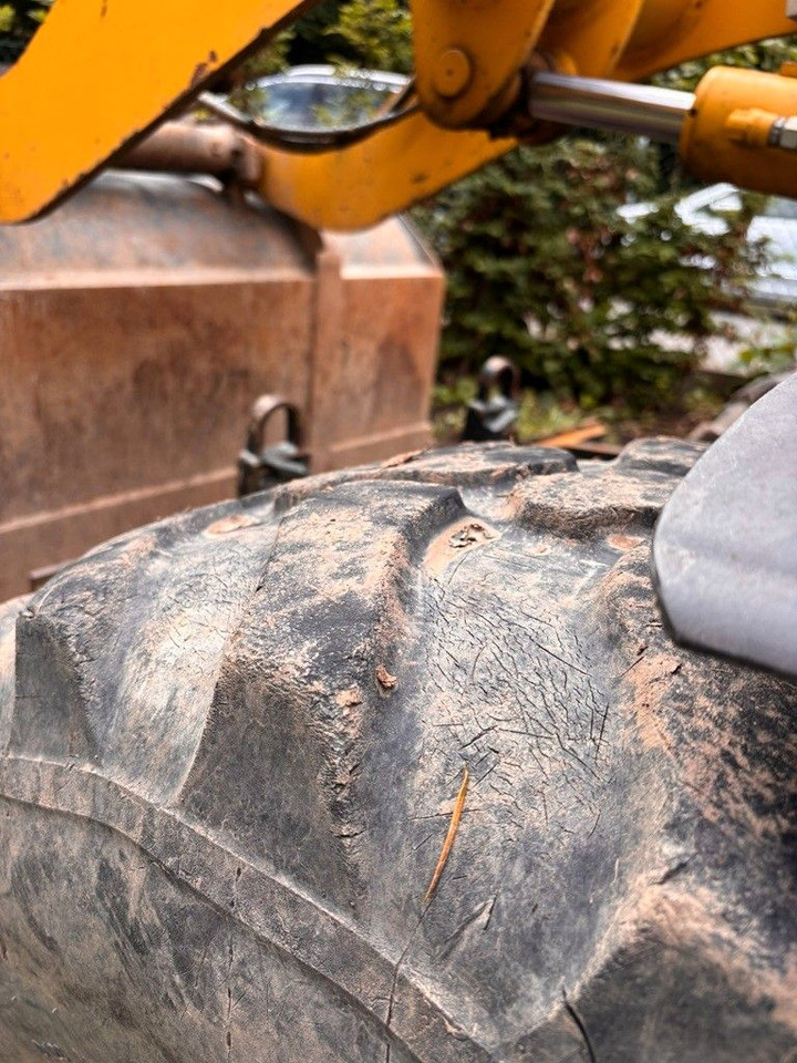 Komatsu WA70-7 - 轮式装载机:图3 Komatsu WA70-7 - 轮式装载机:图3