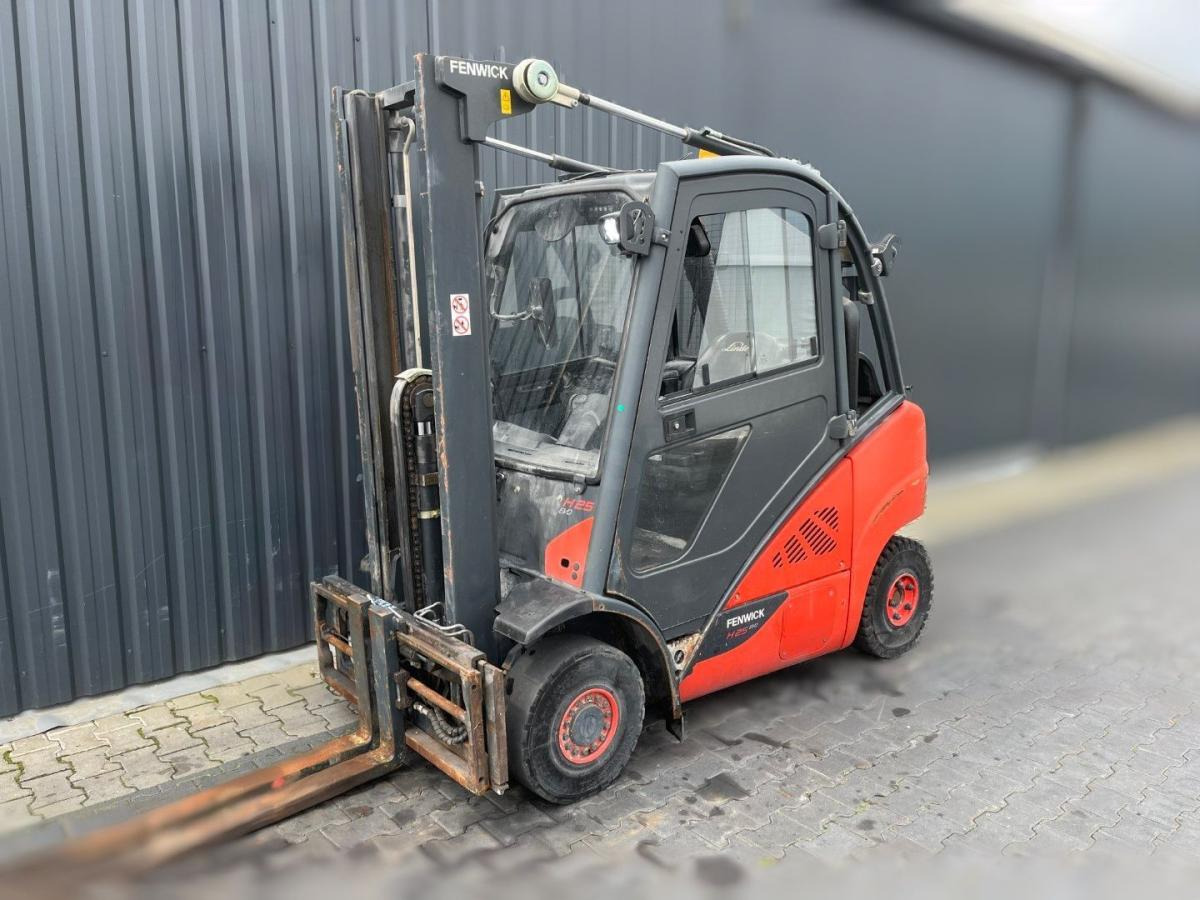 Fenwick H25T-02 - 液化石油气叉车:图1 Fenwick H25T-02 - 液化石油气叉车:图1