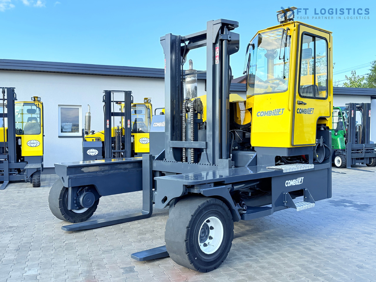 COMBILIFT C14000 / DUPLEX 3600MM / FREE-LIFT / POSITIONER - 四向前移式叉车:图2 COMBILIFT C14000 / DUPLEX 3600MM / FREE-LIFT / POSITIONER - 四向前移式叉车:图2