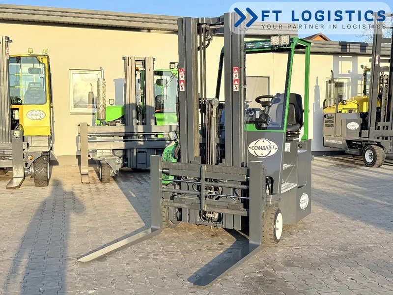 Combilift C2500CB | DIESEL | TRIPLEX 5500MM | FORK POSITIONER | SIDE SHIFT | FREE LIFT | PERFECT CONDITION | A wide range of four-way and - 四向前移式叉车:图2 Combilift C2500CB | DIESEL | TRIPLEX 5500MM | FORK POSITIONER | SIDE SHIFT | FREE LIFT | PERFECT CONDITION | A wide range of four-way and - 四向前移式叉车:图2