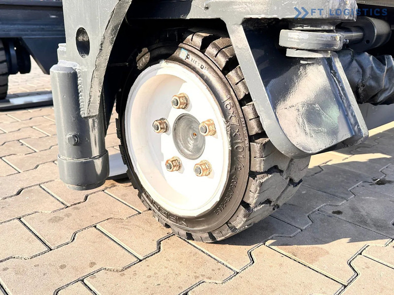 Combilift C3000 / DUPLEX / 4100MM / LPG / FREE LIFT / Like New C3000 / DUPLEX / 4100MM / LPG / FREE LIFT / Like New - 四向前移式叉车:图4 Combilift C3000 / DUPLEX / 4100MM / LPG / FREE LIFT / Like New C3000 / DUPLEX / 4100MM / LPG / FREE LIFT / Like New - 四向前移式叉车:图4