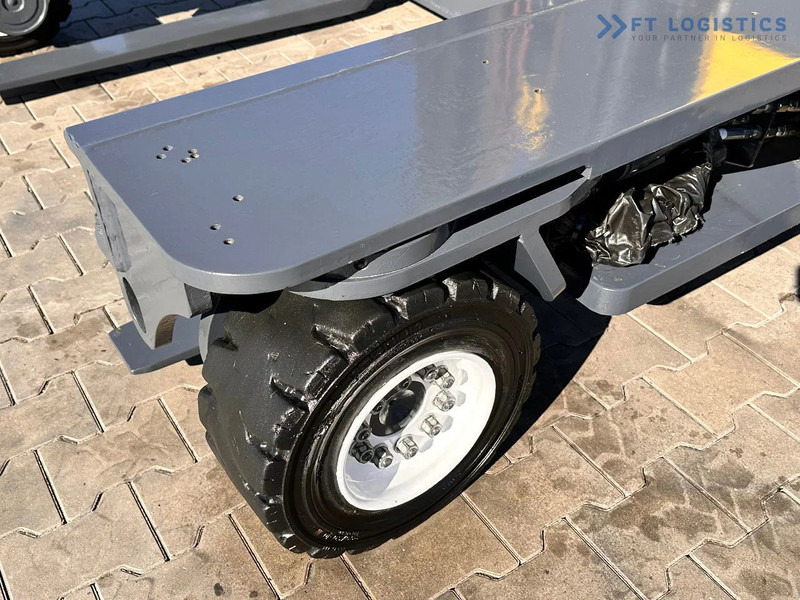 Combilift C4000 / LPG / DUPLEX / 4100MM / SCALE / SIDE SHIFT / LIKE NEW C4000 / LPG / DUPLEX / 4100MM / SCALE / SIDE SHIFT / LIKE NEW - 四向前移式叉车:图4 Combilift C4000 / LPG / DUPLEX / 4100MM / SCALE / SIDE SHIFT / LIKE NEW C4000 / LPG / DUPLEX / 4100MM / SCALE / SIDE SHIFT / LIKE NEW - 四向前移式叉车:图4