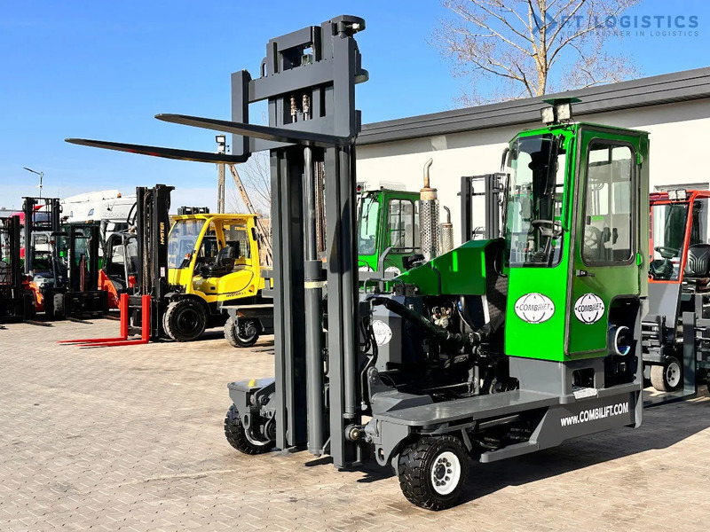 Combilift C4000 / LPG / DUPLEX / 4500MM / FREE LIFT / LIKE NEW C4000 / LPG / DUPLEX / 4500MM / FREE LIFT / LIKE NEW - 四向前移式叉车:图1 Combilift C4000 / LPG / DUPLEX / 4500MM / FREE LIFT / LIKE NEW C4000 / LPG / DUPLEX / 4500MM / FREE LIFT / LIKE NEW - 四向前移式叉车:图1