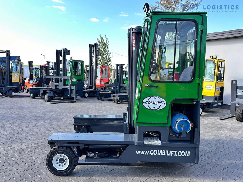 Combilift C4000 / TRIPLEX / 4900MM / LPG / FREE LIFT / FORK SHIFT / LIKE NEW C4000 / TRIPLEX / 4900MM / LPG / FREE LIFT / FORK SHIFT / LIK - 四向前移式叉车:图2 Combilift C4000 / TRIPLEX / 4900MM / LPG / FREE LIFT / FORK SHIFT / LIKE NEW C4000 / TRIPLEX / 4900MM / LPG / FREE LIFT / FORK SHIFT / LIK - 四向前移式叉车:图2