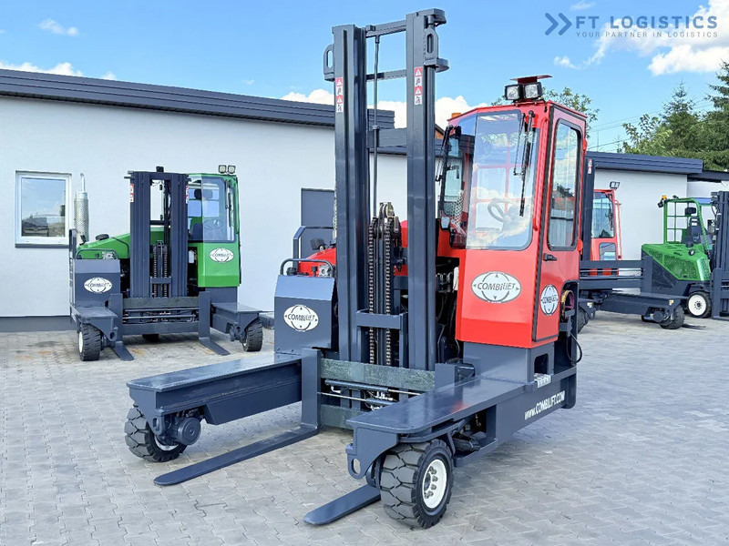 Combilift C4500 / GAS / DUPLEX - 4500MM / POSITIONER / FREE LIFT / FULL CABIN / ONLY 6178H / CONDITION - LIKE NEW! C4500 / GAS / DUPLEX - - 四向前移式叉车:图4 Combilift C4500 / GAS / DUPLEX - 4500MM / POSITIONER / FREE LIFT / FULL CABIN / ONLY 6178H / CONDITION - LIKE NEW! C4500 / GAS / DUPLEX - - 四向前移式叉车:图4