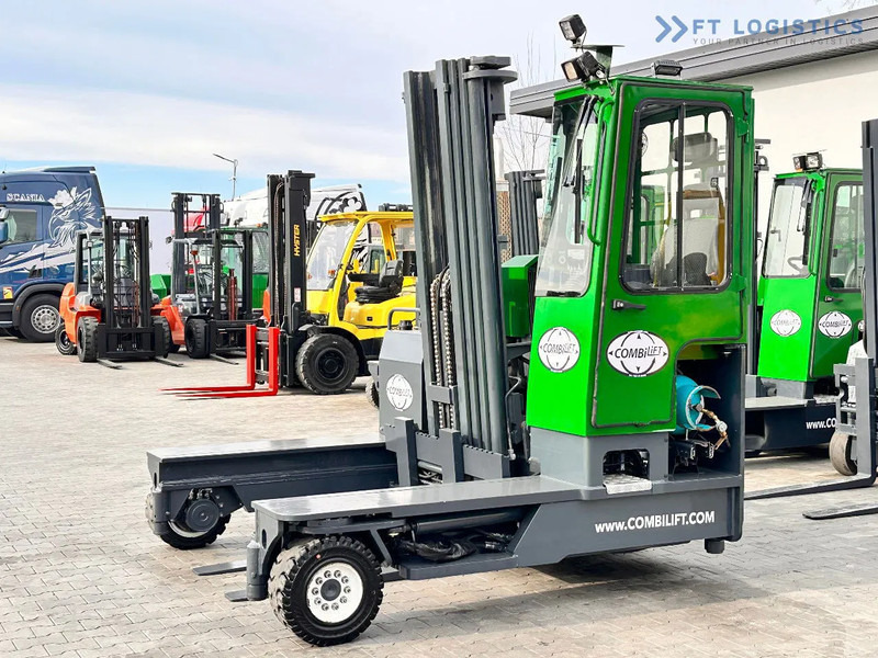Combilift C4500 / LPG / TRIPLEX / 5500MM / FREE LIFT / HYDRAULIC FORK SHIFT / Like New C4500 / LPG / TRIPLEX / 5500MM / FREE LIFT / HYDRAU - 四向前移式叉车:图2 Combilift C4500 / LPG / TRIPLEX / 5500MM / FREE LIFT / HYDRAULIC FORK SHIFT / Like New C4500 / LPG / TRIPLEX / 5500MM / FREE LIFT / HYDRAU - 四向前移式叉车:图2