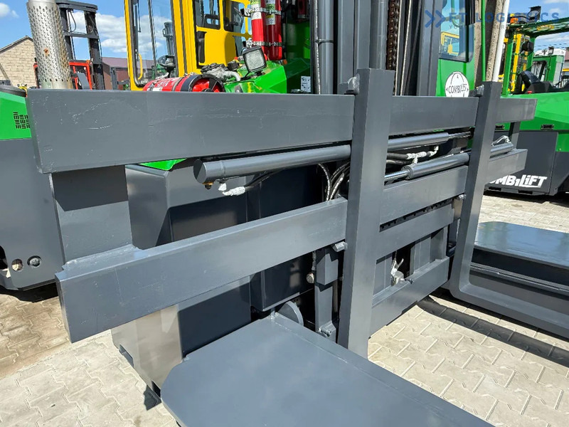 Combilift C5000E / ELECTRIC / TRIPLEX 8300MM / FULL FREE LIFT / WIDE FORK POSITIONER / SIDE SHIFT / BATTERY LIKE NEW C5000E / ELECTRIC / T - 四向前移式叉车:图5 Combilift C5000E / ELECTRIC / TRIPLEX 8300MM / FULL FREE LIFT / WIDE FORK POSITIONER / SIDE SHIFT / BATTERY LIKE NEW C5000E / ELECTRIC / T - 四向前移式叉车:图5