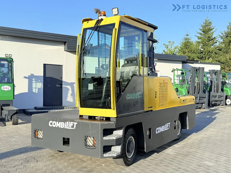Combilift C5000FSL / DIESEL / DUPLEX - 4000MM / FREE-LIFT / CABIN / A wide range of four-way and side loaders, tailored to diverse needs a - 侧装机:图3 Combilift C5000FSL / DIESEL / DUPLEX - 4000MM / FREE-LIFT / CABIN / A wide range of four-way and side loaders, tailored to diverse needs a - 侧装机:图3