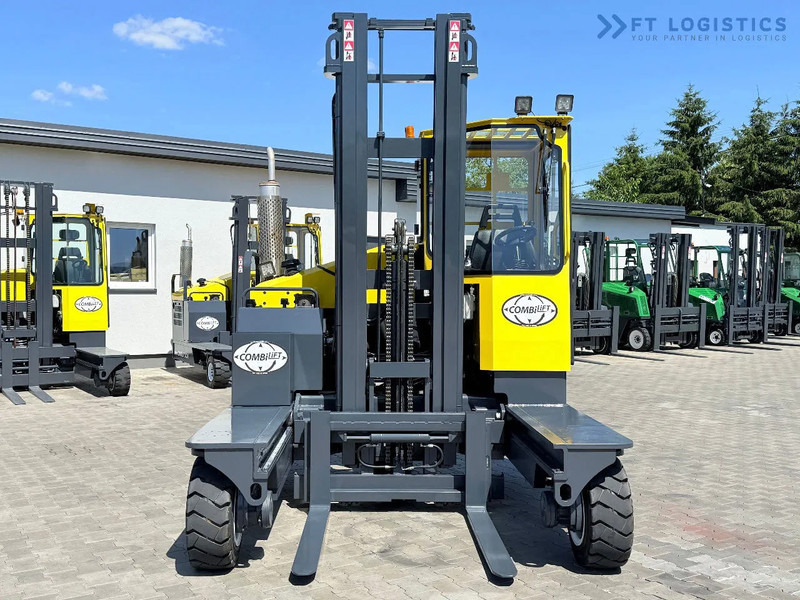 Combilift C5000XL / GAS / DUPLEX / 4500MM / FREE LIFT / SIDESHIFT / FORK POSITIONER / XL CABIN / NEW TYRES C5000XL / GAS / DUPLEX / 4500MM - 四向前移式叉车:图5 Combilift C5000XL / GAS / DUPLEX / 4500MM / FREE LIFT / SIDESHIFT / FORK POSITIONER / XL CABIN / NEW TYRES C5000XL / GAS / DUPLEX / 4500MM - 四向前移式叉车:图5