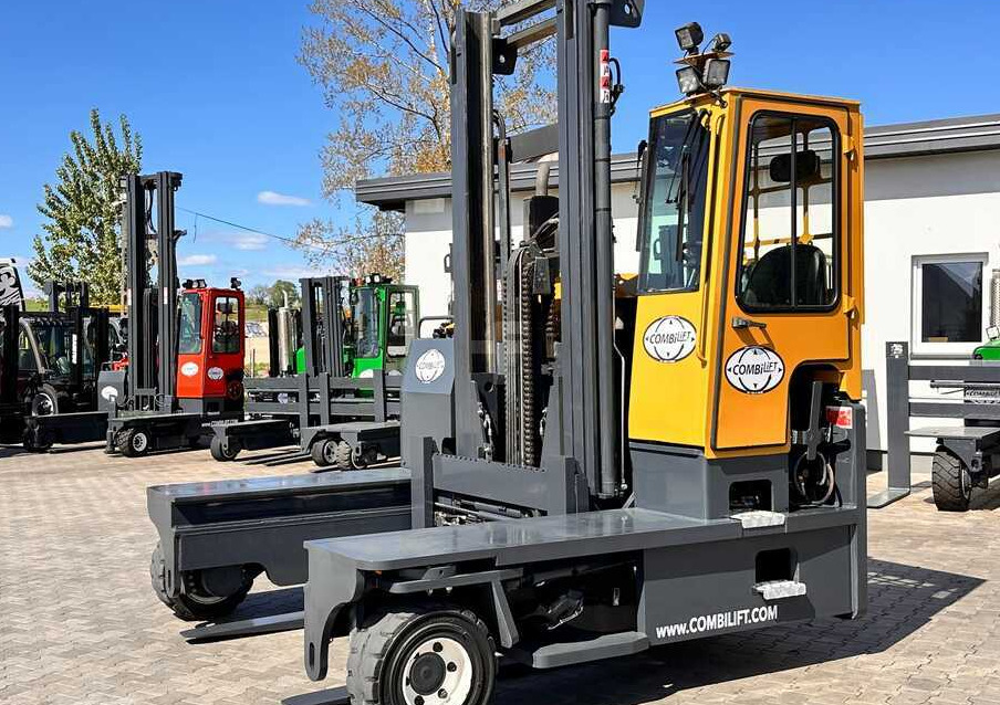 Combilift C9000 / GAS / DUPLEX / 4700MM / FREE LIFT / POSITIONER / FORK SIDE SHIFT / EXCELLENT CONDITION - 四向前移式叉车:图4 Combilift C9000 / GAS / DUPLEX / 4700MM / FREE LIFT / POSITIONER / FORK SIDE SHIFT / EXCELLENT CONDITION - 四向前移式叉车:图4