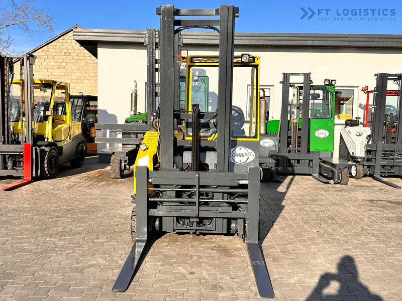 Combilift CB3000 / LPG / DUPLEX / 4000MM / FREE LIFT / NEW TIRES / LIKE NEW CB3000 / LPG / DUPLEX / 4000MM / FREE LIFT / NEW TIRES / LIKE - 四向前移式叉车:图3 Combilift CB3000 / LPG / DUPLEX / 4000MM / FREE LIFT / NEW TIRES / LIKE NEW CB3000 / LPG / DUPLEX / 4000MM / FREE LIFT / NEW TIRES / LIKE - 四向前移式叉车:图3