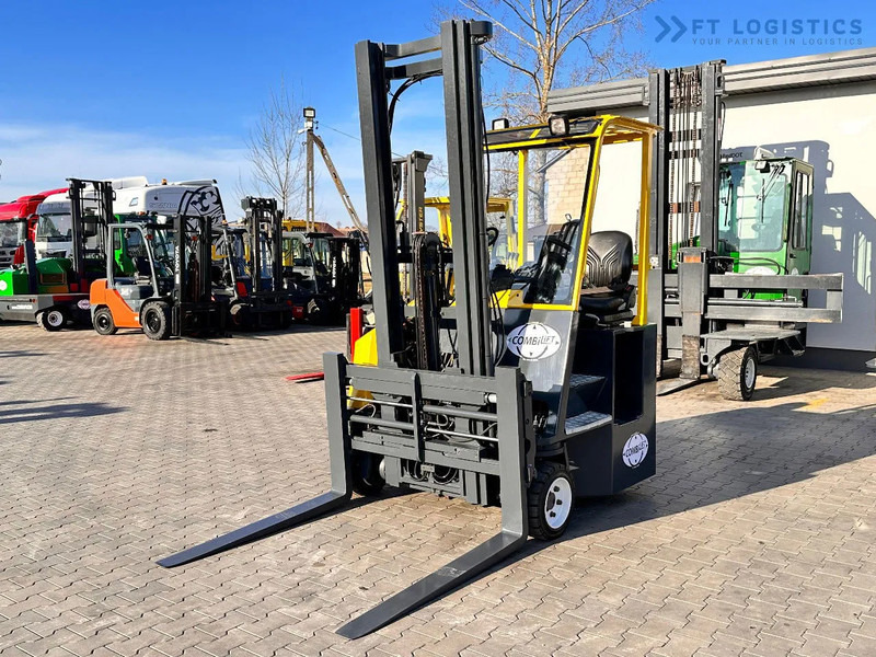 Combilift CB3000 / LPG / DUPLEX / 4000MM / FREE LIFT / NEW TIRES / LIKE NEW CB3000 / LPG / DUPLEX / 4000MM / FREE LIFT / NEW TIRES / LIKE - 四向前移式叉车:图2 Combilift CB3000 / LPG / DUPLEX / 4000MM / FREE LIFT / NEW TIRES / LIKE NEW CB3000 / LPG / DUPLEX / 4000MM / FREE LIFT / NEW TIRES / LIKE - 四向前移式叉车:图2