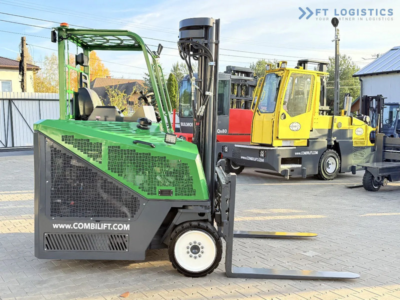 Combilift CB4000 / GAS / TRIPLEX 5200MM / FREE LIFT / FORK POSITIONER / SIDE SHIFT / EXCELLENT CONDITION / Wide range of four-way and side - 四向前移式叉车:图5 Combilift CB4000 / GAS / TRIPLEX 5200MM / FREE LIFT / FORK POSITIONER / SIDE SHIFT / EXCELLENT CONDITION / Wide range of four-way and side - 四向前移式叉车:图5