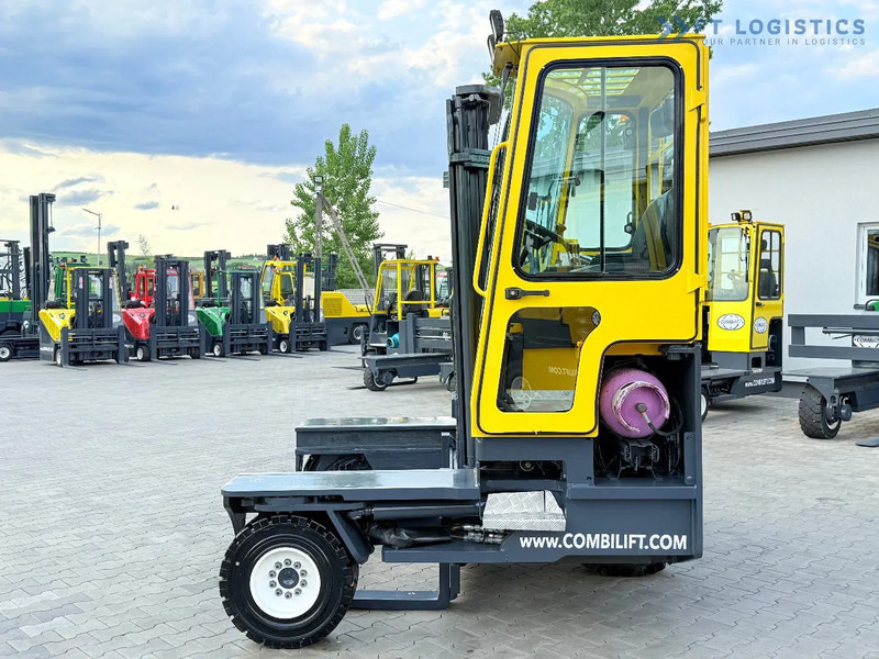 Combilift COMBILIFT C3000XL LARGE CABIN – DUPLEX 3200mm – Year 2015 – LPG – FREE LIFT – SIDESHIFT – CONDITION 5/5 COMBILIFT C3000XL LARGE - 四向前移式叉车:图2 Combilift COMBILIFT C3000XL LARGE CABIN – DUPLEX 3200mm – Year 2015 – LPG – FREE LIFT – SIDESHIFT – CONDITION 5/5 COMBILIFT C3000XL LARGE - 四向前移式叉车:图2