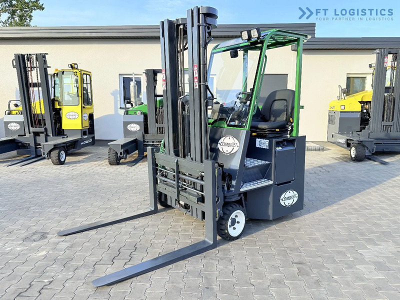 Combilift Combilift C2500CB / TRIPLEX / 5500MM / FREE LIFT / DIESEL / ONLY 3768 MTH / FORK POSITIONER / SIDE SHIFT / NEW TYRES / LIKE NEW - 四向前移式叉车:图1 Combilift Combilift C2500CB / TRIPLEX / 5500MM / FREE LIFT / DIESEL / ONLY 3768 MTH / FORK POSITIONER / SIDE SHIFT / NEW TYRES / LIKE NEW - 四向前移式叉车:图1