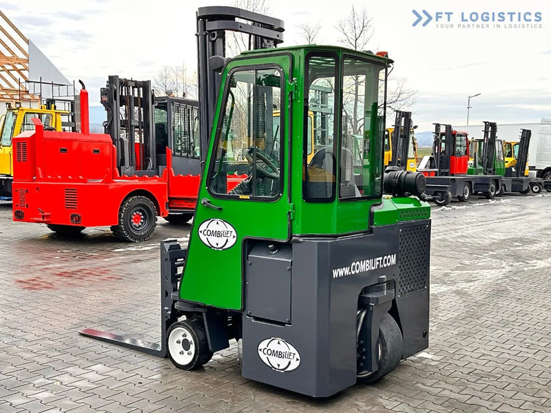 Combilift Combilift C3000CB - DUPLEX 4000mm - Year 2015 - / CABIN - HEATING / ONLY 6546 MTH / EXCELLENT CONDITION / LIKE NEW! Combilift C3 - 四向前移式叉车:图5 Combilift Combilift C3000CB - DUPLEX 4000mm - Year 2015 - / CABIN - HEATING / ONLY 6546 MTH / EXCELLENT CONDITION / LIKE NEW! Combilift C3 - 四向前移式叉车:图5