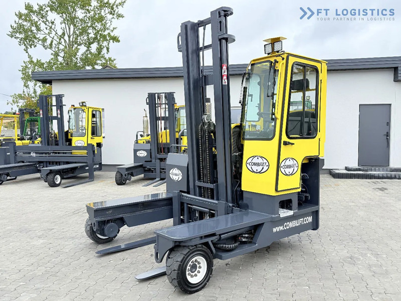 Combilift Combilift FOUR-WAY / MULTI-DIRECTIONAL FORKLIFT C4000 / GAS / DUPLEX 4600MM / ONLY 5614 OPERATING HOURS / FORK POSITIONER / FULL - 四向前移式叉车:图1 Combilift Combilift FOUR-WAY / MULTI-DIRECTIONAL FORKLIFT C4000 / GAS / DUPLEX 4600MM / ONLY 5614 OPERATING HOURS / FORK POSITIONER / FULL - 四向前移式叉车:图1