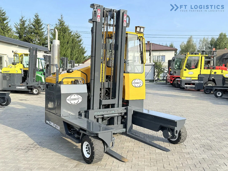 Combilift Combilift FOUR-WAY MULTIDIRECTIONAL FORKLIFT C4000 / GAS / DUPLEX 4500MM / ONLY 6604 HOURS / SIDE SHIFT / FULL CABIN / PERFECT C - 四向前移式叉车:图5 Combilift Combilift FOUR-WAY MULTIDIRECTIONAL FORKLIFT C4000 / GAS / DUPLEX 4500MM / ONLY 6604 HOURS / SIDE SHIFT / FULL CABIN / PERFECT C - 四向前移式叉车:图5