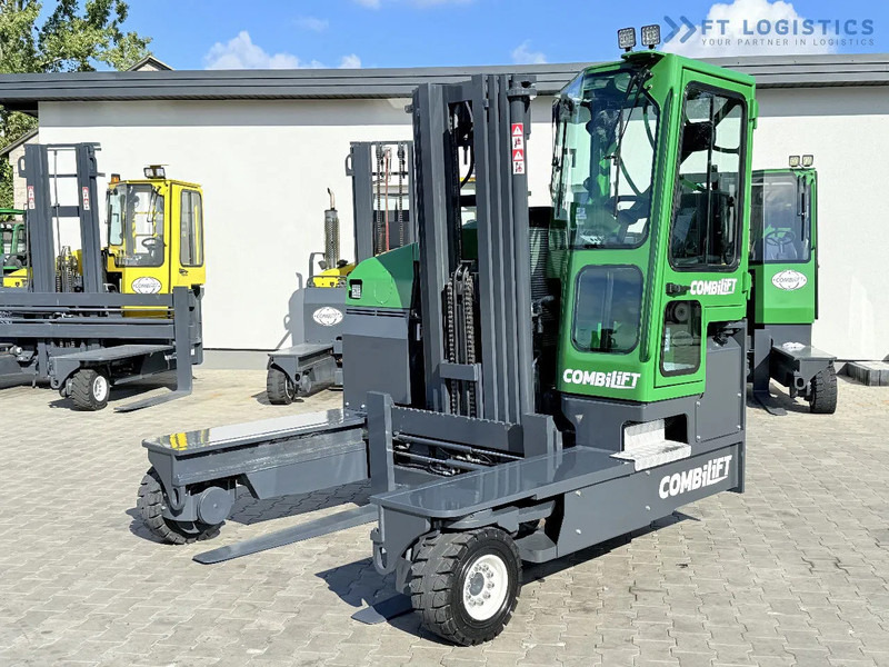 Combilift FOUR-WAY / MULTI-DIRECTIONAL FORKLIFT C4500 / DIESEL / TRIPLEX 4900MM / ONLY 4160 WORKING HOURS / FORK POSITIONER / FULL CABIN W - 四向前移式叉车:图2 Combilift FOUR-WAY / MULTI-DIRECTIONAL FORKLIFT C4500 / DIESEL / TRIPLEX 4900MM / ONLY 4160 WORKING HOURS / FORK POSITIONER / FULL CABIN W - 四向前移式叉车:图2