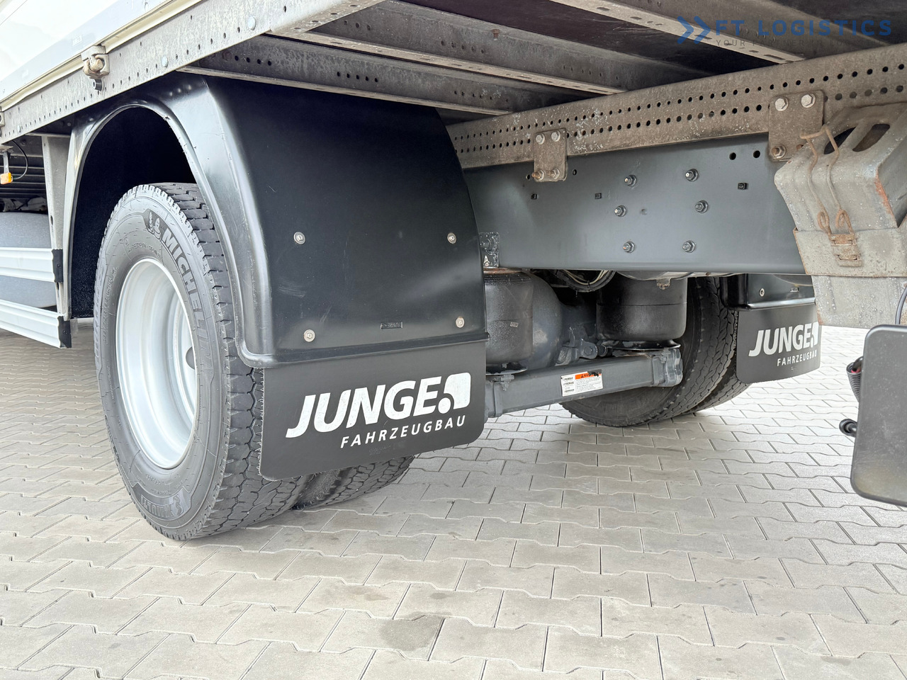 侧帘卡车 DAF LF 260 FA / AUTOMATIC / 9,255 kg PAYLOAD / 4x2 / 18 PALLETS / TAIL LIFT / SIDE BOARDS / EXCELLENT CONDITION!：图14