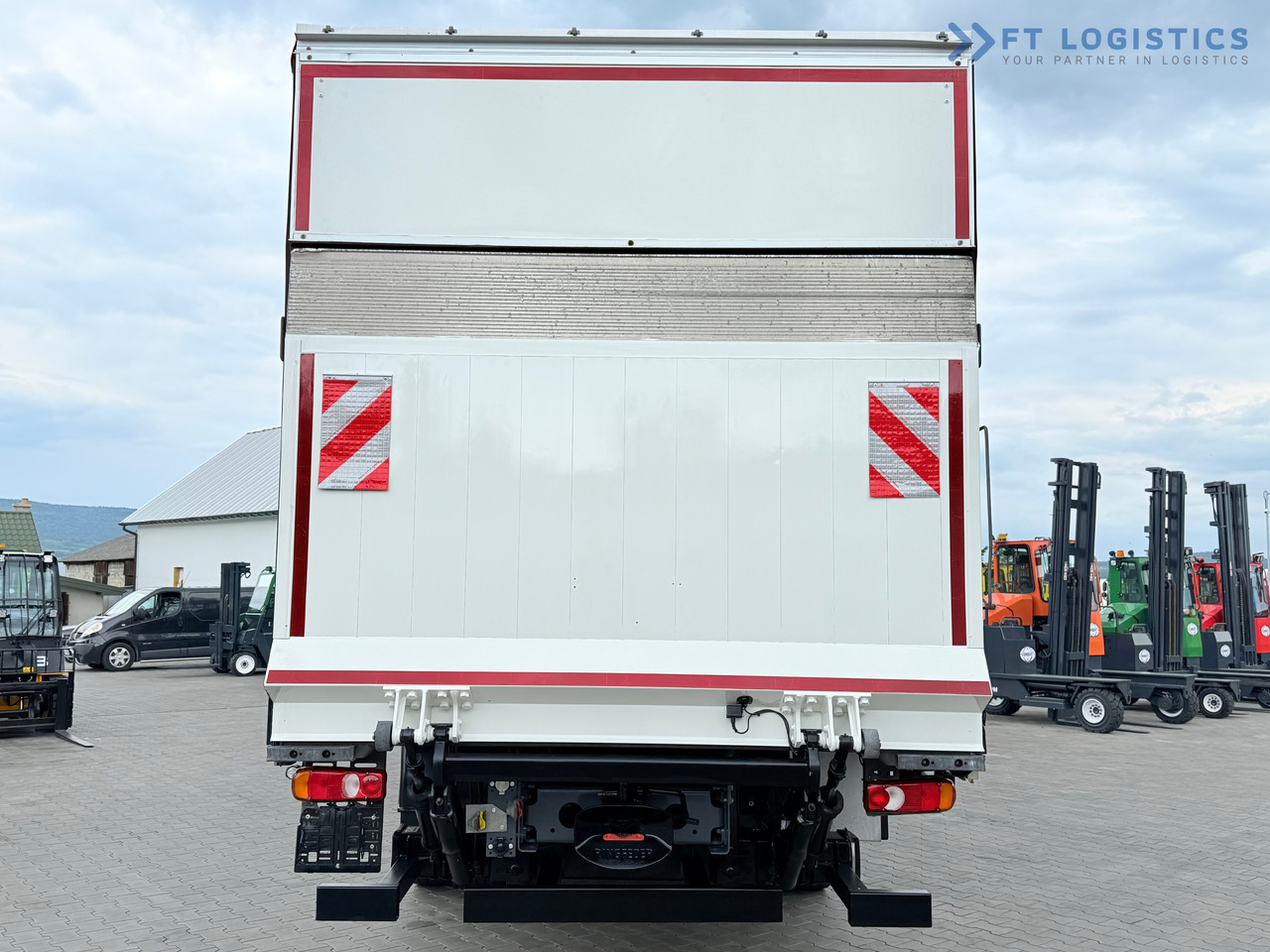 侧帘卡车 DAF LF 260 FA / AUTOMATIC / 9,255 kg PAYLOAD / 4x2 / 18 PALLETS / TAIL LIFT / SIDE BOARDS / EXCELLENT CONDITION!：图16