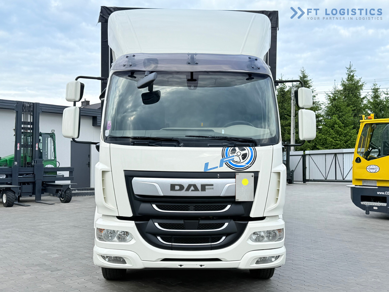 侧帘卡车 DAF LF 260 FA / AUTOMATIC / 9,255 kg PAYLOAD / 4x2 / 18 PALLETS / TAIL LIFT / SIDE BOARDS / EXCELLENT CONDITION!：图7