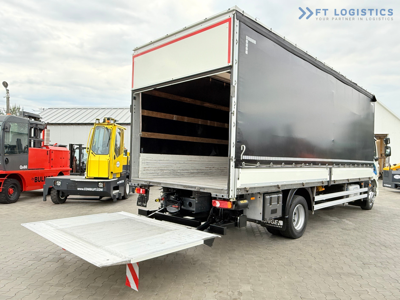 侧帘卡车 DAF LF 260 FA / AUTOMATIC / 9,255 kg PAYLOAD / 4x2 / 18 PALLETS / TAIL LIFT / SIDE BOARDS / EXCELLENT CONDITION!：图45