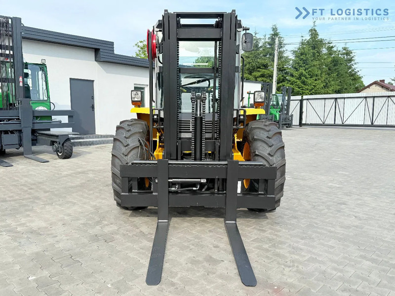 JCB 940 / DIESEL / TRIPLEX 4500MM / FORK POSITIONER / SIDE SHIFT / 4T / NEW TYRES / LIKE NEW 940 / DIESEL / TRIPLEX 4500MM / FORK PO - 越野叉车:图4 JCB 940 / DIESEL / TRIPLEX 4500MM / FORK POSITIONER / SIDE SHIFT / 4T / NEW TYRES / LIKE NEW 940 / DIESEL / TRIPLEX 4500MM / FORK PO - 越野叉车:图4