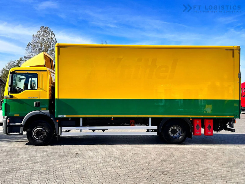 MAN TGM 15.250 MAN TGM 15.250 4X2 / CONTAINER - 16 PALLETS / TAIL LIFT / TIRES 80% / PERFECT CONDITION - 厢式卡车:图3 MAN TGM 15.250 MAN TGM 15.250 4X2 / CONTAINER - 16 PALLETS / TAIL LIFT / TIRES 80% / PERFECT CONDITION - 厢式卡车:图3