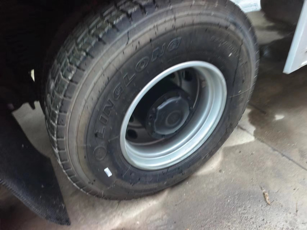 Auman Auman 6*4  dump truck - 翻斗车:图5 Auman Auman 6*4  dump truck - 翻斗车:图5