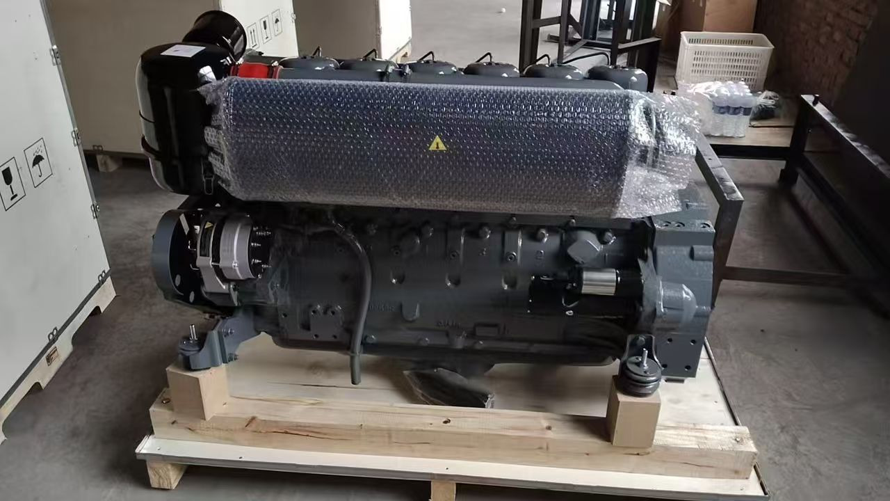 DEUTZ F4L912 - 发动机 适用于 挖掘机:图1 DEUTZ F4L912 - 发动机 适用于 挖掘机:图1