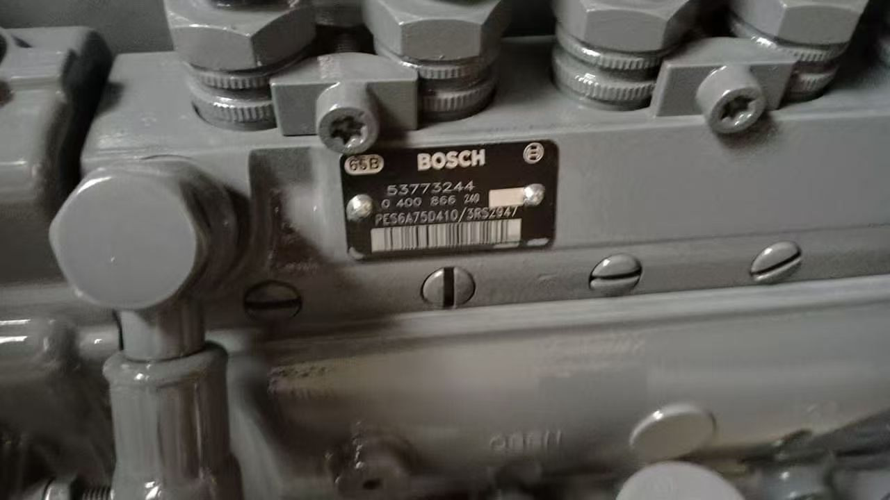 DEUTZ F4L912 - 发动机 适用于 挖掘机:图2 DEUTZ F4L912 - 发动机 适用于 挖掘机:图2