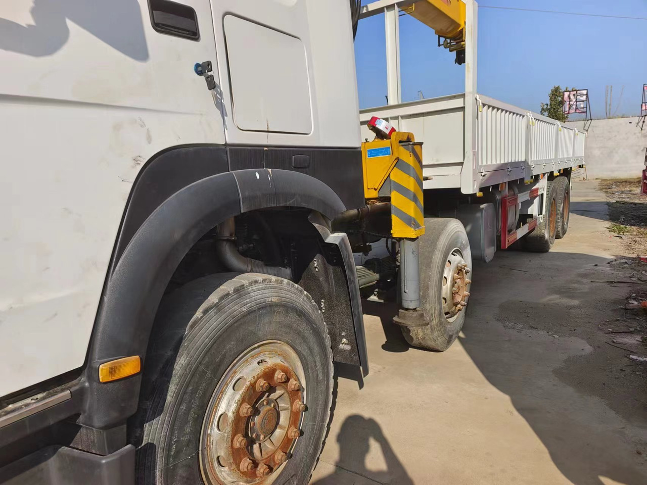 起重车 HOWO HOWO 371 chassis,10 TONS crane truck:图6 起重车 HOWO HOWO 371 chassis,10 TONS crane truck:图6