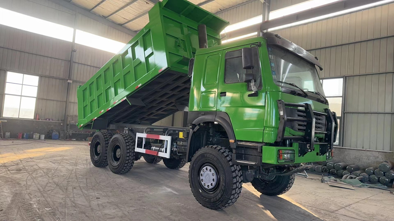 HOWO375 6*6 dump truck - 翻斗车:图2 HOWO375 6*6 dump truck - 翻斗车:图2