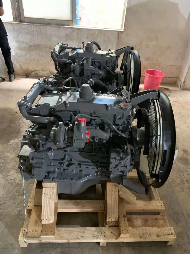 ISUZU 4HK1 - 发动机及其零件 适用于 挖掘机:图1 ISUZU 4HK1 - 发动机及其零件 适用于 挖掘机:图1