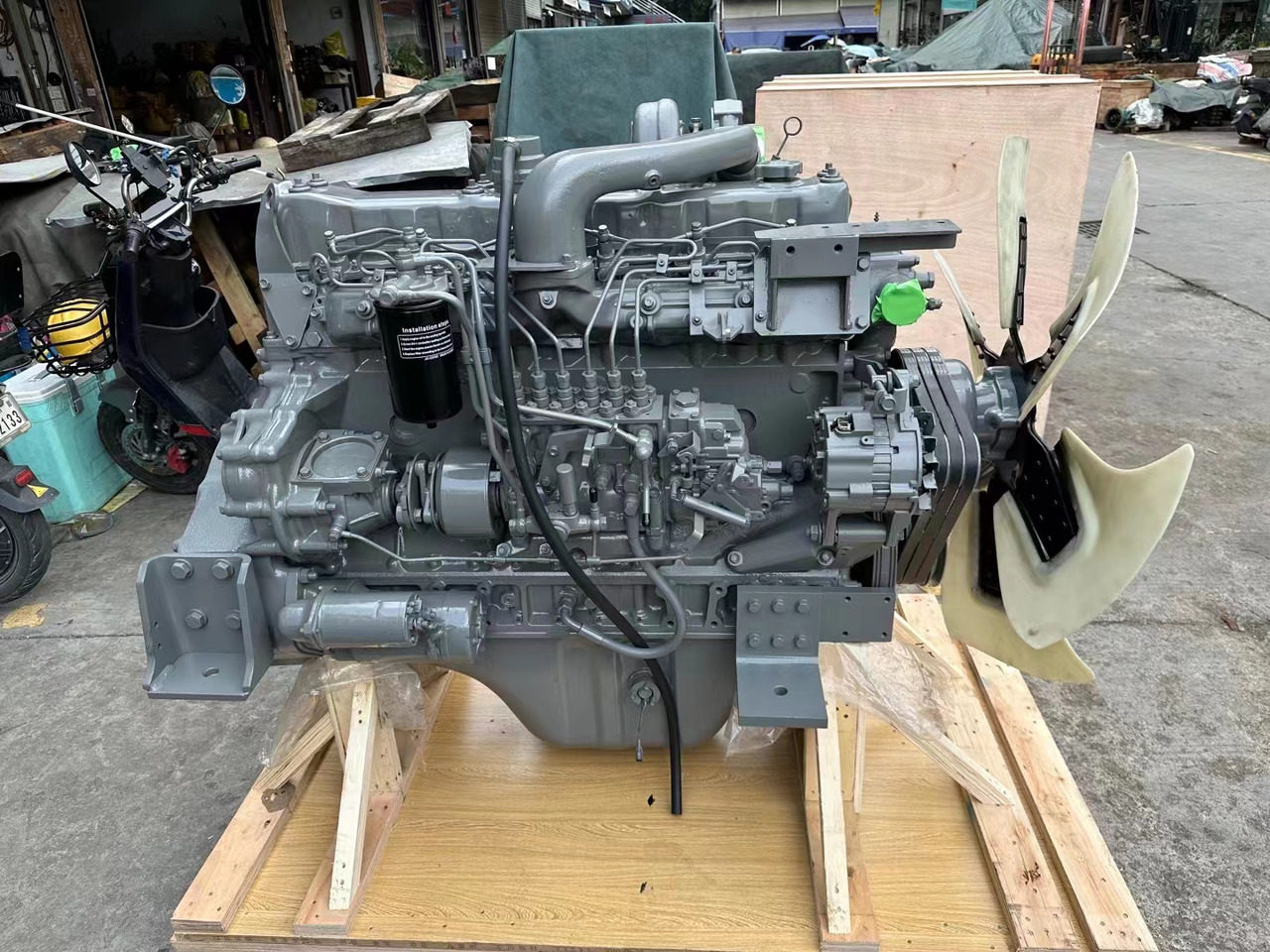 ISUZU 6SD1 - 发动机:图1 ISUZU 6SD1 - 发动机:图1
