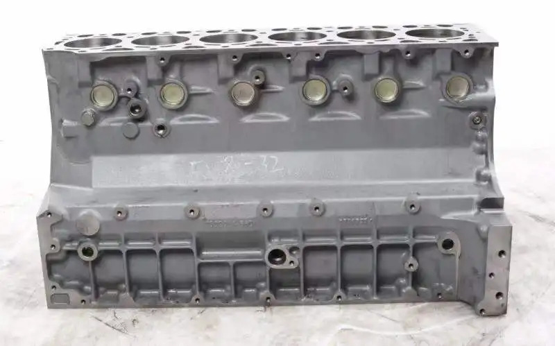 VOLVO D6E - 汽缸体 适用于 挖掘机:图2 VOLVO D6E - 汽缸体 适用于 挖掘机:图2