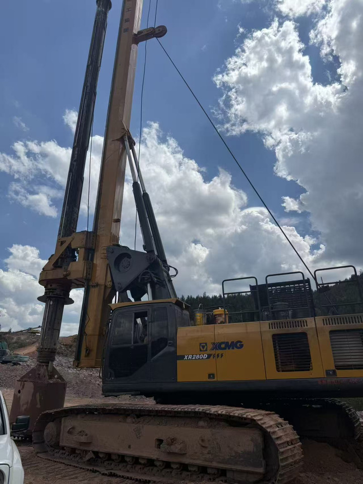 XCMG XCMG XR280D - 起重车:图1 XCMG XCMG XR280D - 起重车:图1