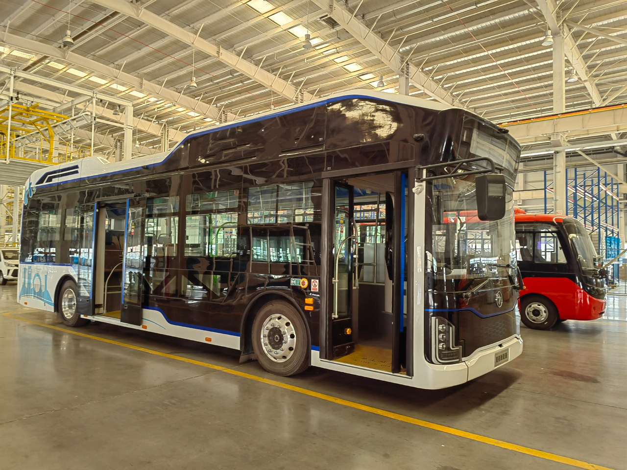 Fuel cell bus - 城市巴士:图1 Fuel cell bus - 城市巴士:图1