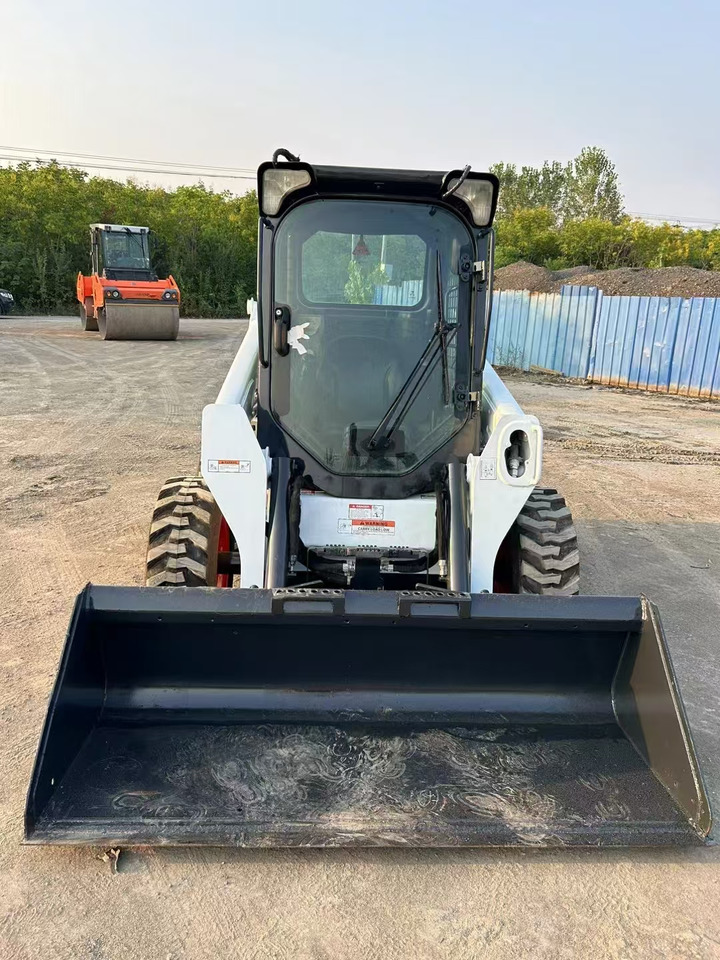 BOBCAT High Performance Low Hours Excellent Condition Reliable Second Hand Bobcat S550 Skid Steer Loader in Stock for Sale - 滑移装载机:图1 BOBCAT High Performance Low Hours Excellent Condition Reliable Second Hand Bobcat S550 Skid Steer Loader in Stock for Sale - 滑移装载机:图1
