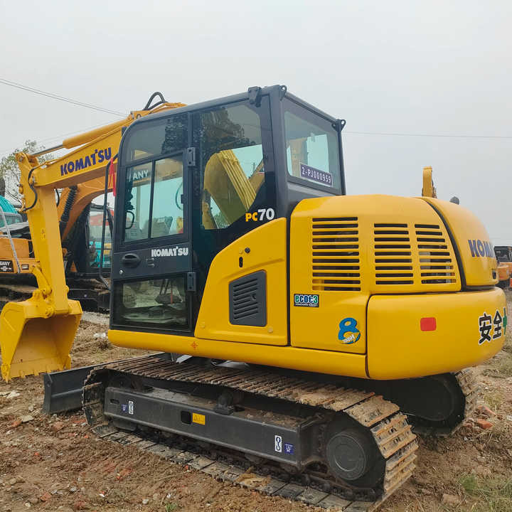 Cheap Used Komatsu PC70-8 Crawler Excavator with High Efficiency Used Heavy Machinery Komatsu PC70-8 Digger Cheap for Sale - 履带式挖掘机:图2 Cheap Used Komatsu PC70-8 Crawler Excavator with High Efficiency Used Heavy Machinery Komatsu PC70-8 Digger Cheap for Sale - 履带式挖掘机:图2