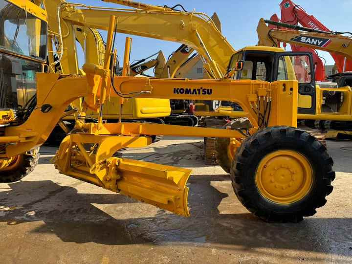 Excellent Condition Hot Selling Used Grader Komatsu GD511 for Sale in Hefei City Good Quality Cheap Price Good Condition - 平路机:图5 Excellent Condition Hot Selling Used Grader Komatsu GD511 for Sale in Hefei City Good Quality Cheap Price Good Condition - 平路机:图5