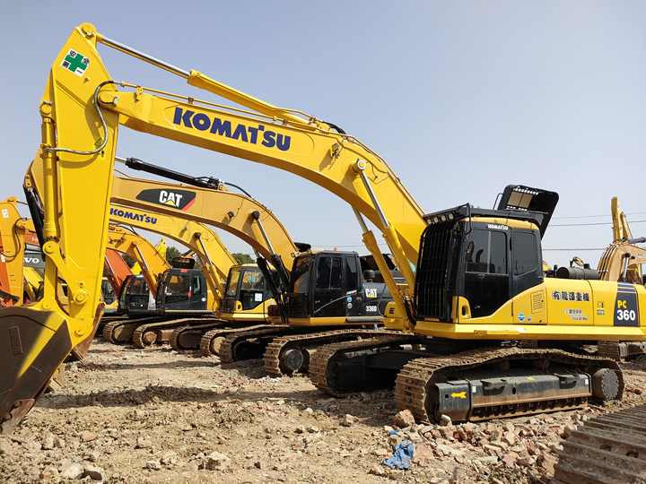 Good Condition Used Komatsu360 Komastu Pc360 Excavator Machine for Cheap Price Hot Sale - 履带式挖掘机:图2 Good Condition Used Komatsu360 Komastu Pc360 Excavator Machine for Cheap Price Hot Sale - 履带式挖掘机:图2